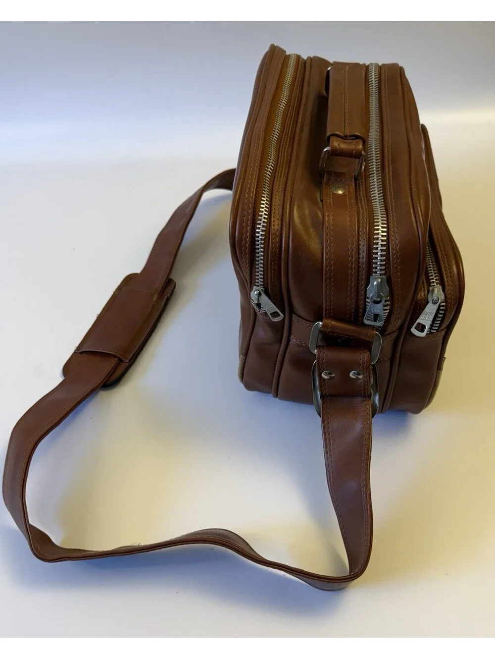 1970s Vintage Coast S-1 Tan Padded Camera Bag With Shoulder Strap